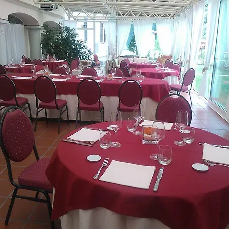 Leone Nero Hotel E Ristorante Hotel Bogno