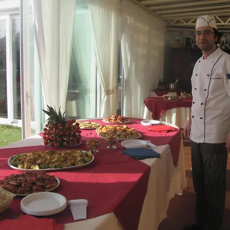Leone Nero Hotel E Ristorante Hotel